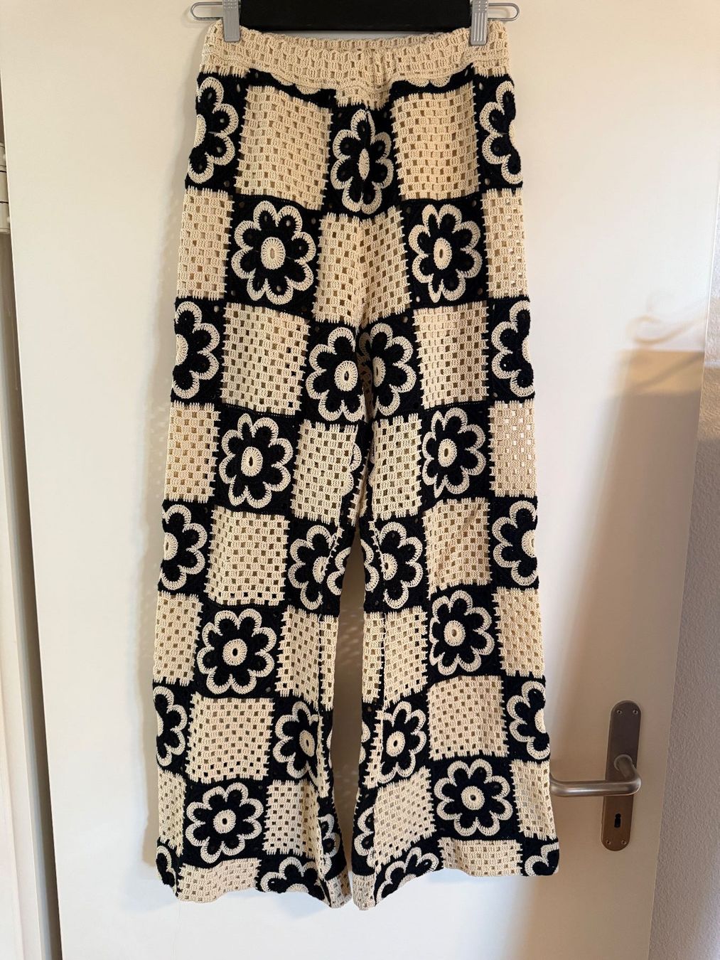 Sandro Pantaloni: Sandro crochet hose, 34 – Usato da Zürich venduto da kuz_mnn9