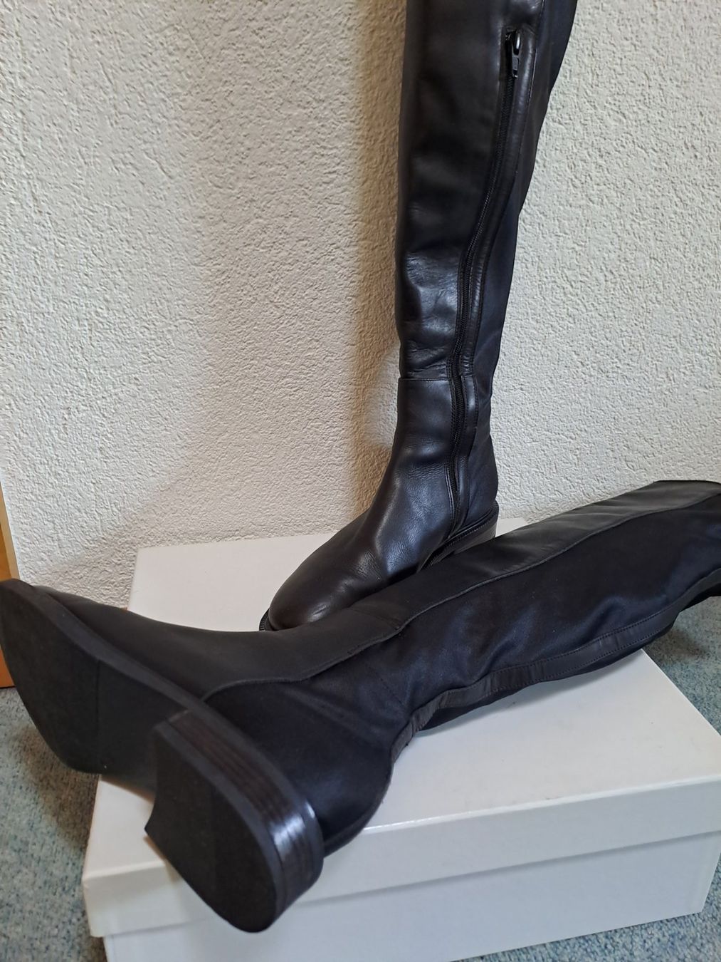Scarpe da donna: Langer Lederstiefel, NP 469.--, Gr. 38,, mit Einsatz – Usato da Frauenfeld venduto da Andadaa 2
