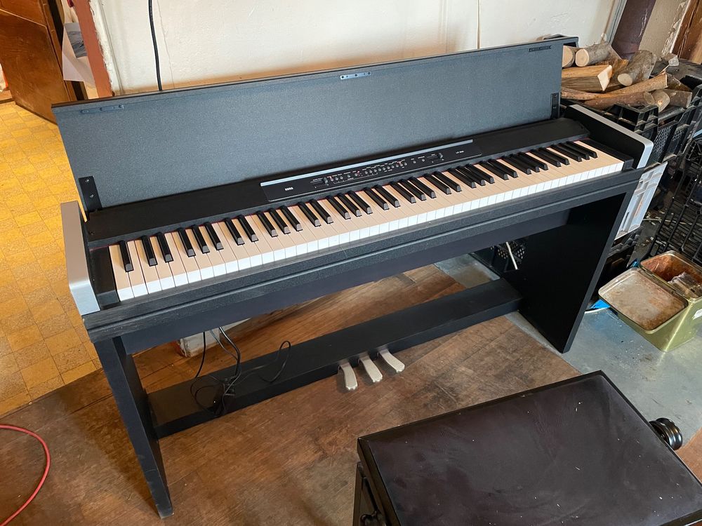 Korg LP 350 SLIM LINE DIGITAL PIANO Fli Gebraucht In K ttigen F r CHF 
