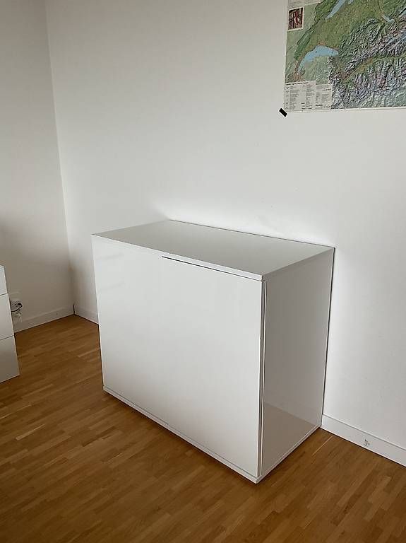 Cassettiere: Sideboard // Buffet bas – Usato da Cologny venduto da els_tvj8