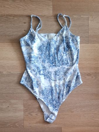 4247SE – Body H&M – EUR-M