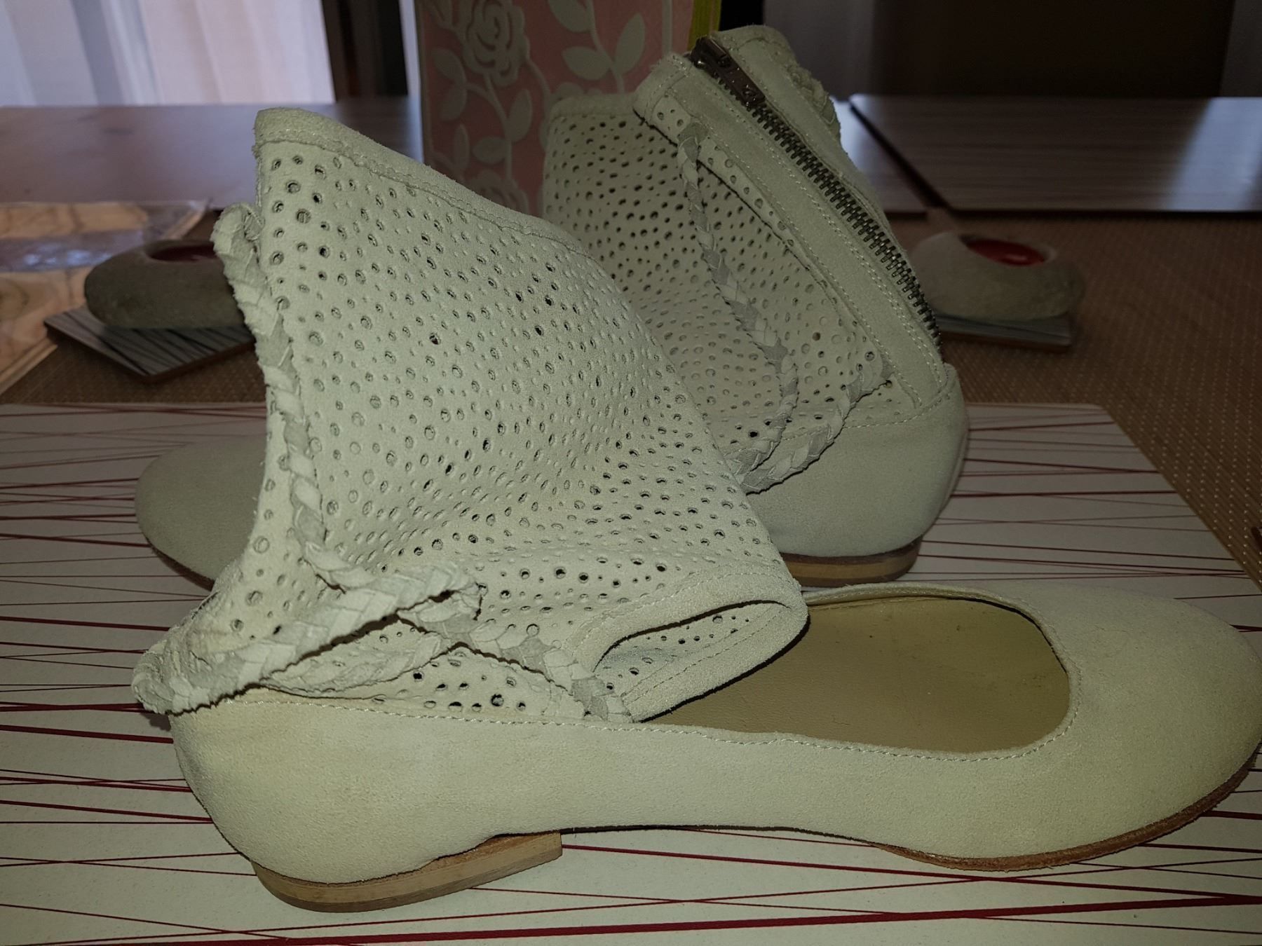 Damenschuhe: LOVE BY DUNE Chaussures / Schuhe pointure / Nummer 36 – Neu und originalverpackt aus Cossonay-ville von Super-Price-Quality 3