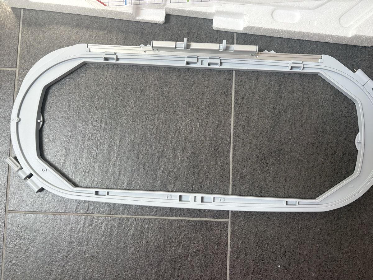 Bernina Cerchi da ricamo: Bernina Mega Stickrahmen - Hoop 150/400 – Nuovo (secondo la descrizione) da Horgen venduto da Spikystar13 6