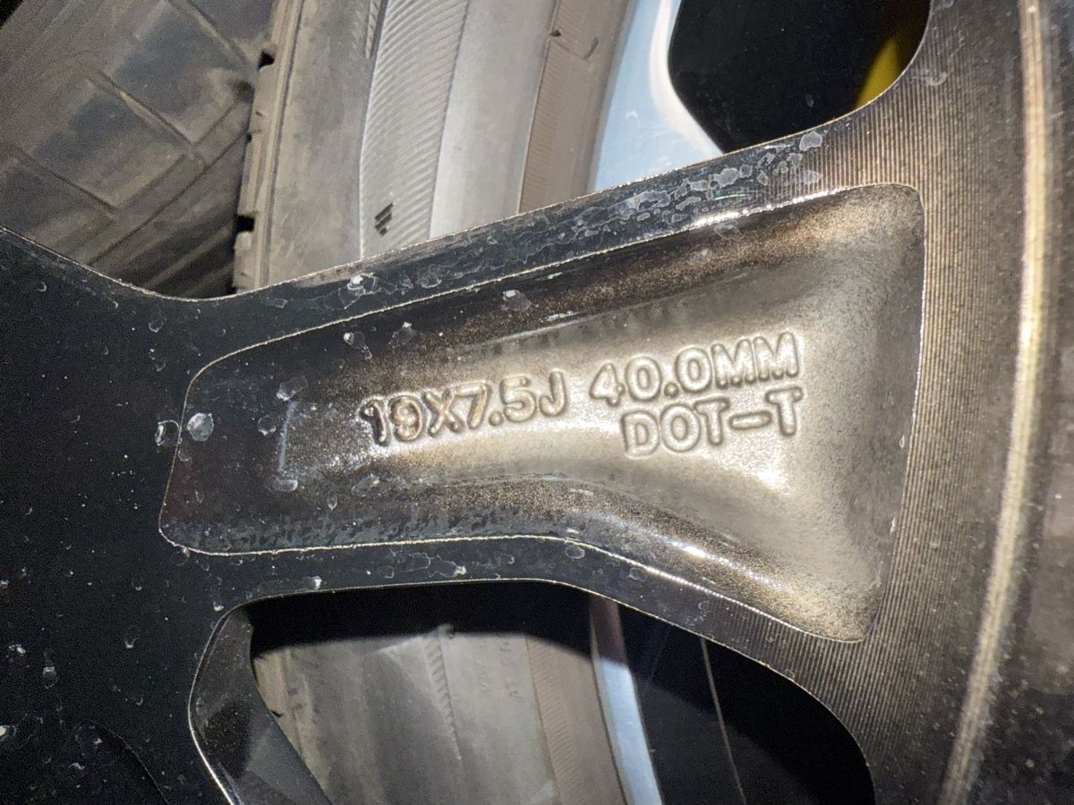 Jeep Tutti pezzi di ricambio auto: Jeep Sommerräder  – Usato da Uetendorf venduto da Stevefrutiger 2
