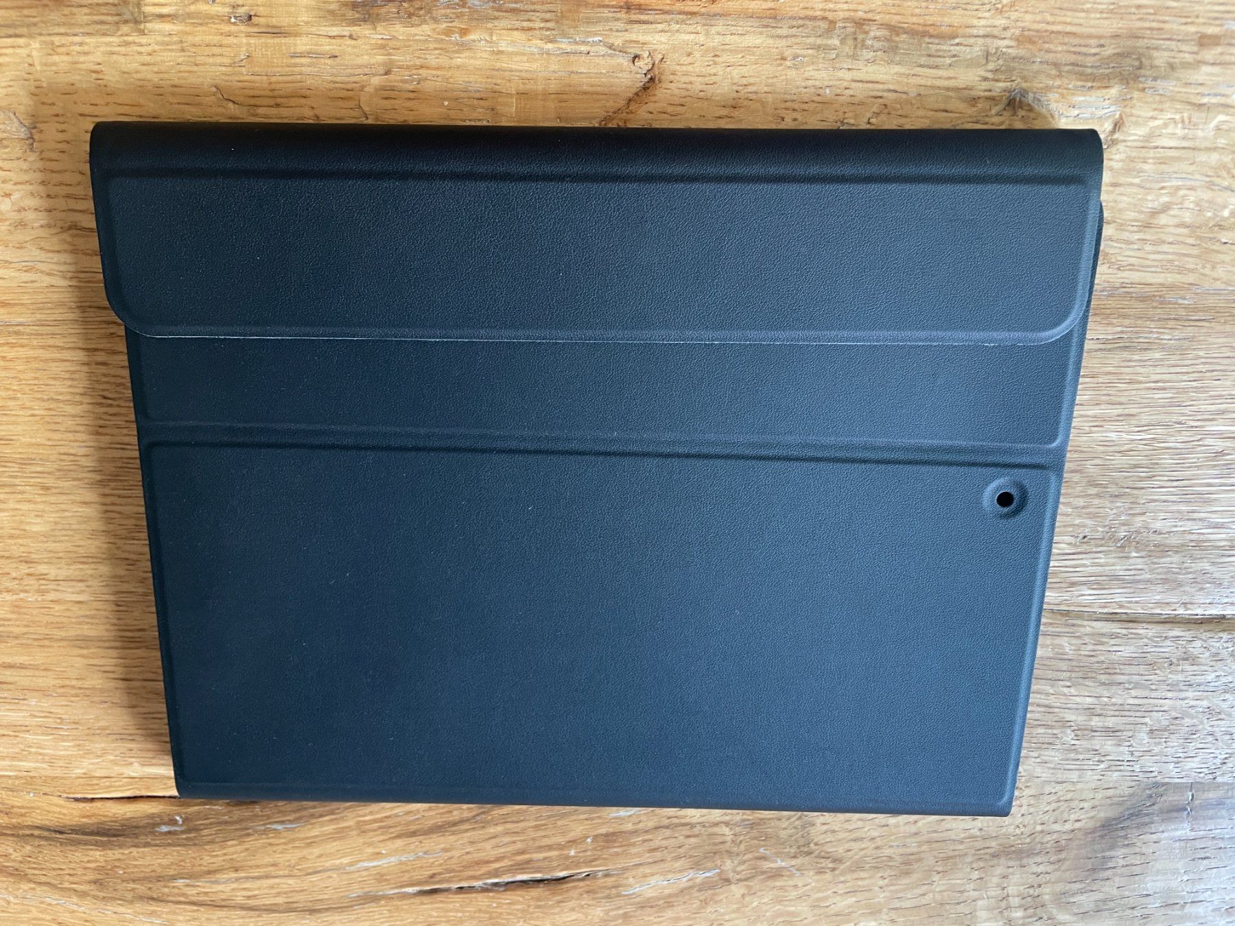 Covers & Schutzfolien: iPad Hülle – Neu (gemäss Beschreibung) aus Hinwil von thomas8340