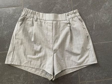 Gr. L (M) Damen Shorts von Bershka Kurzhosen