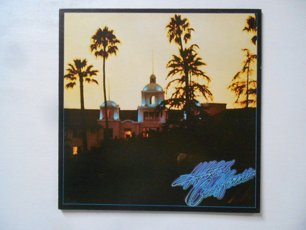 Dischi in vinile: EAGLES  -  HOTEL CALIFORNIA – Usato da Bex venduto da Giorgiob