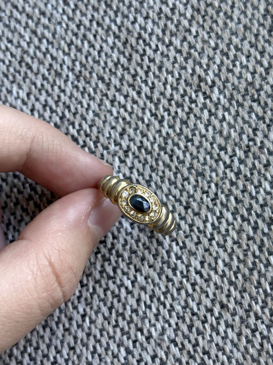 Anelli: Vintage Ring mit schwarzem Stein – Usato da Meyrin venduto da jess.etal 1