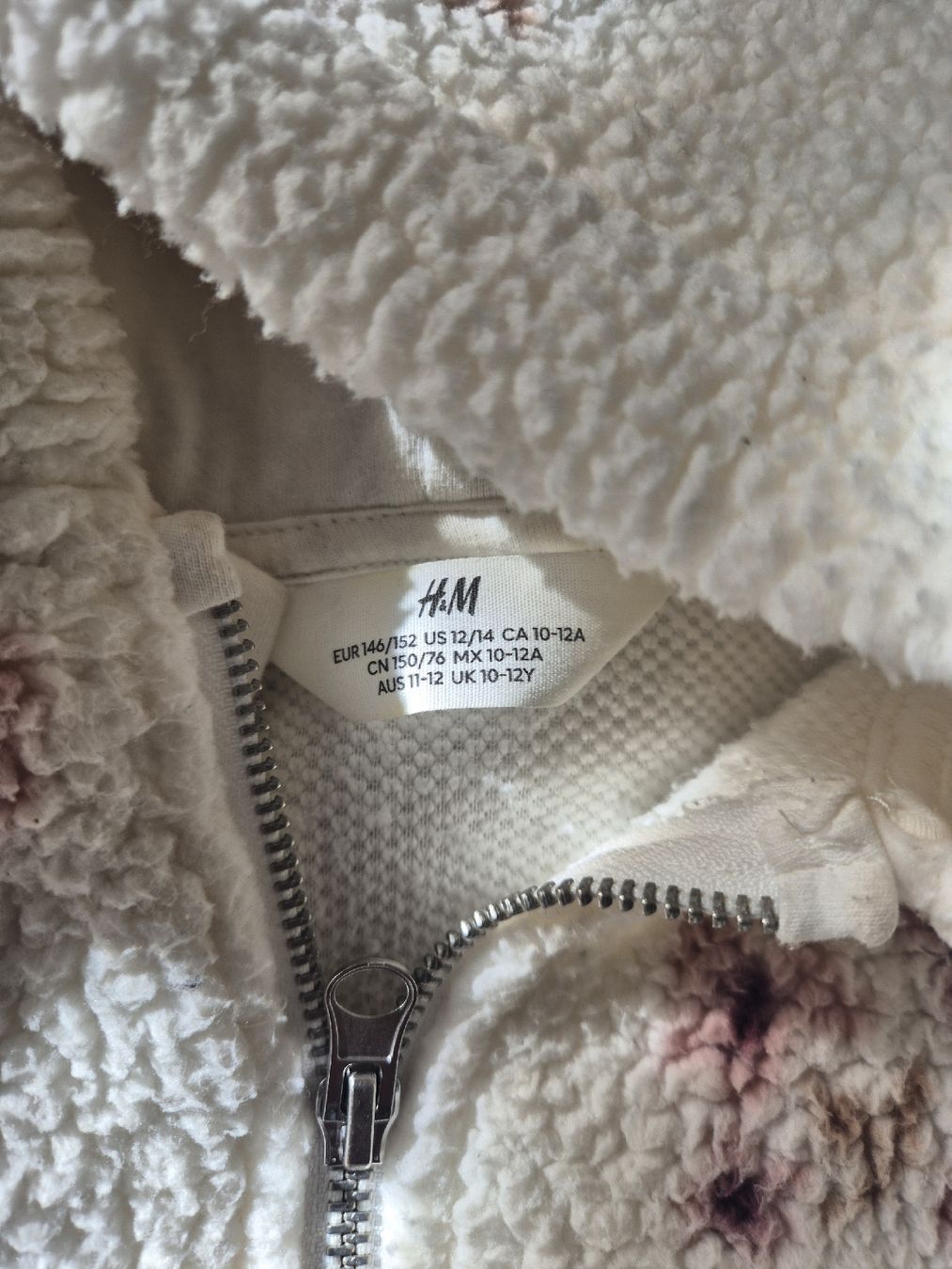 H&M Vestes & Manteaux: Faserpelz – D'occasion à zürich par Spronyx 1