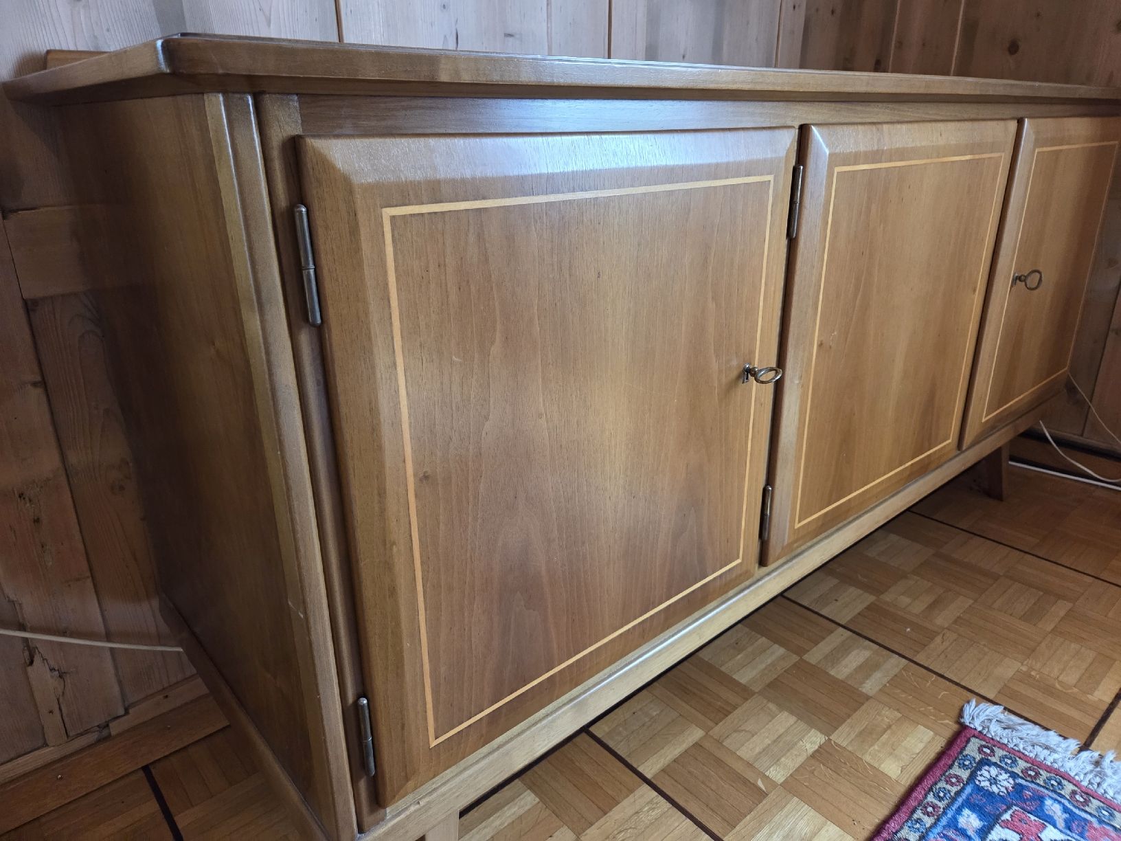 Cassettiere: Vintage Sideboard / Kommode aus Holz – Usato da Muotathal venduto da sch_h6cz 1