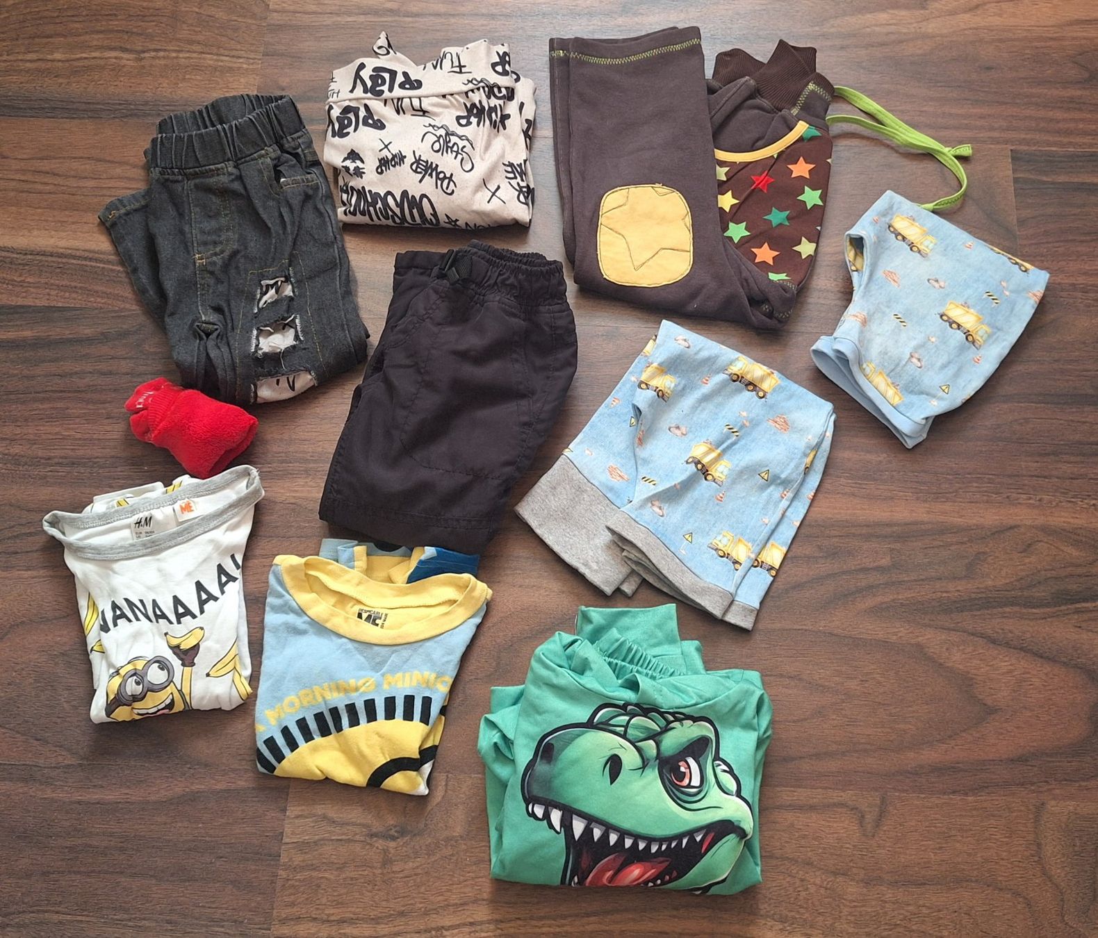 Ensembles coordonnés: Kleiderpaket Grösse 98 Junge – D'occasion à Uster par fofinha-8610