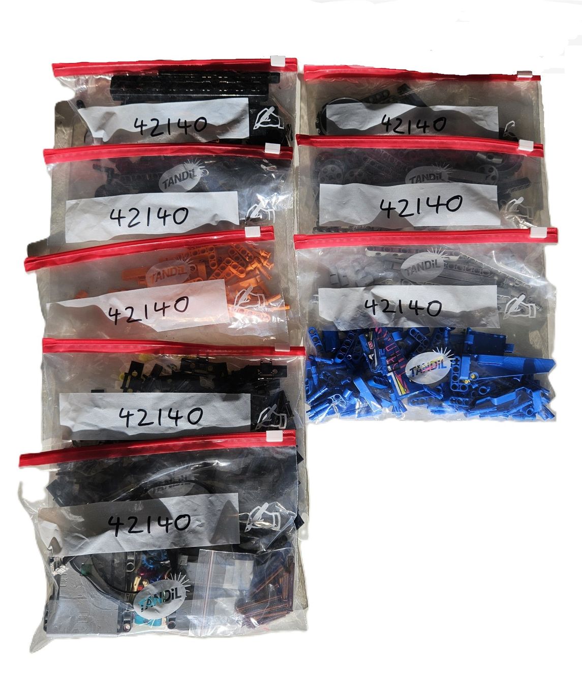 Lego Kit di costruzioni: Lego Technic 42140 App-gesteuertes Transformationsfahrzeug – Usato da Zürich venduto da artsandstuff 3