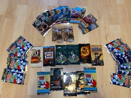 44x Packs / Tüten Topps, Marvel & mehr: Trading Cards