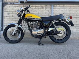 Yamaha SR400 - 60th Anniversary-Edition in Top-Zustand