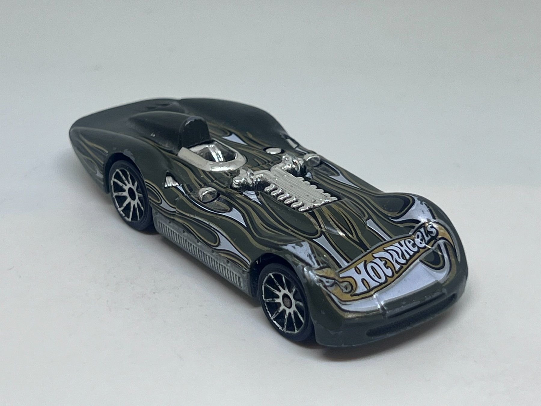 Hot Wheels Modellini d'auto: Hot Wheels Turbolence #277 – Usato da Wildegg venduto da LaaBoutique