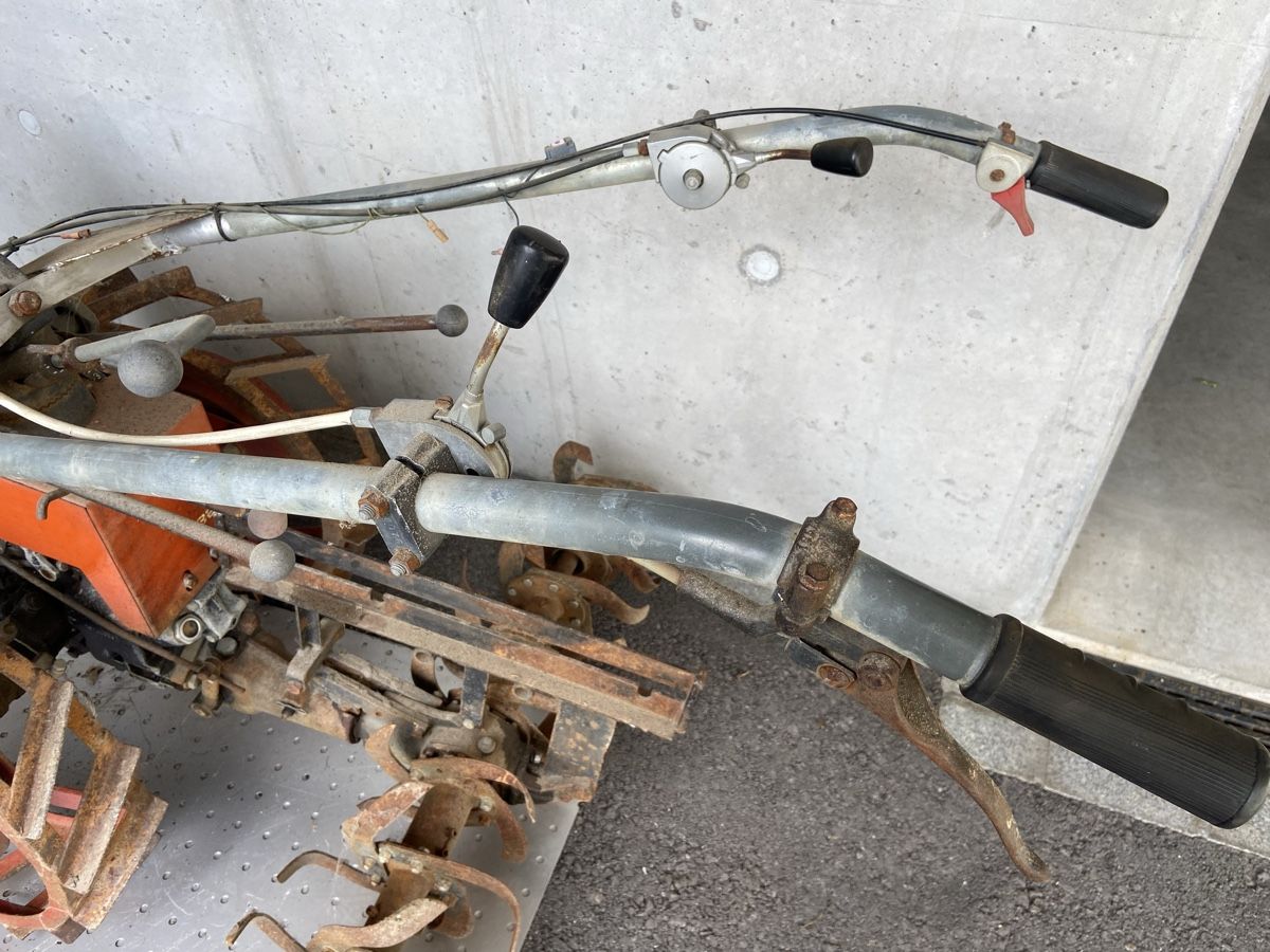Tutte le macchine: Simar Typ 320 Bodenfräse – Difettoso da Seewis-Pardisla venduto da skoda8 4
