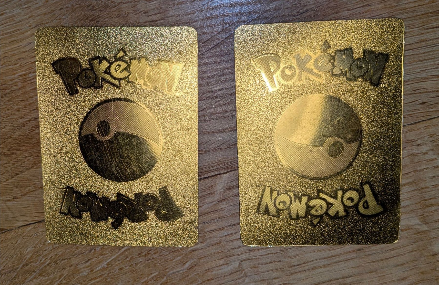 Pokémon Carte collezionabili: Charizard GX & Shining Charizard Gold Metall Karten – Usato da Büren an der Aare venduto da Rubic-one 3