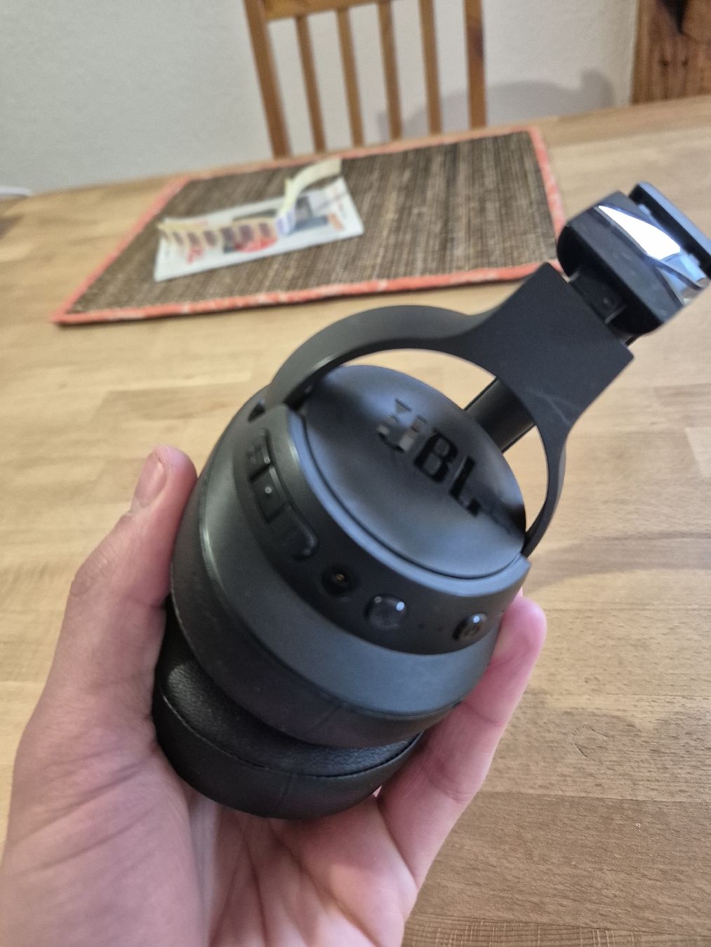 JBL Kopfhörer: Casque sans file JBL Tune noir – Neu (gemäss Beschreibung) aus Oron-la-Ville von Rom.1 2