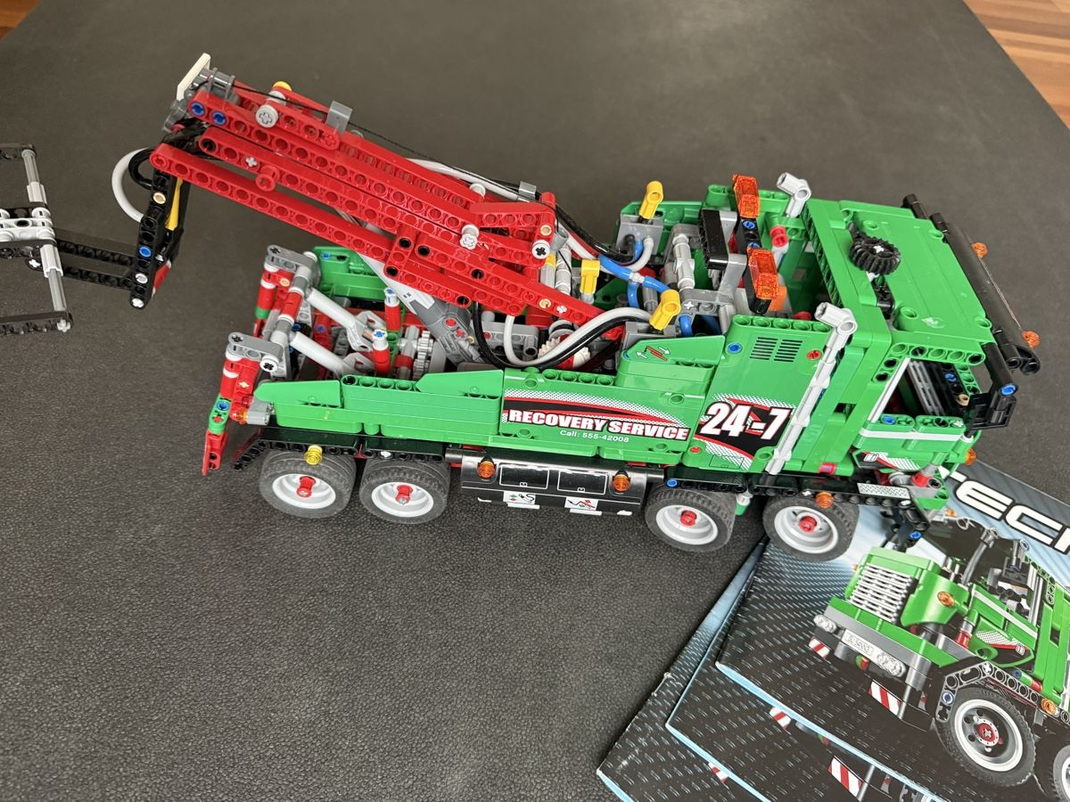 Lego Giocattoli: Lego Technic 42008 Service Truck - as built – Nuovo (secondo la descrizione) da Horgen venduto da thesilverarrow