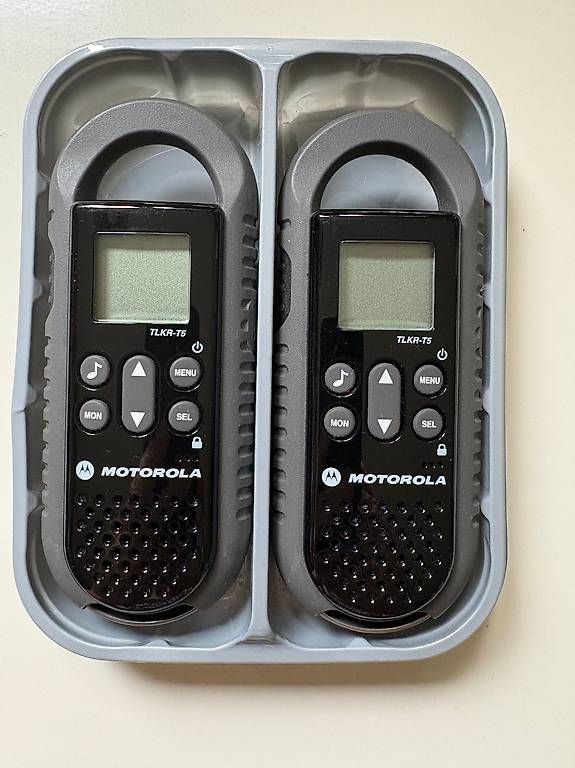 Motorola Radiocomunicazione: Funkgerät Motorola TLKR T5, 2 Geräte – Nuovo (secondo la descrizione) da Adligenswil venduto da Johnsepia 3