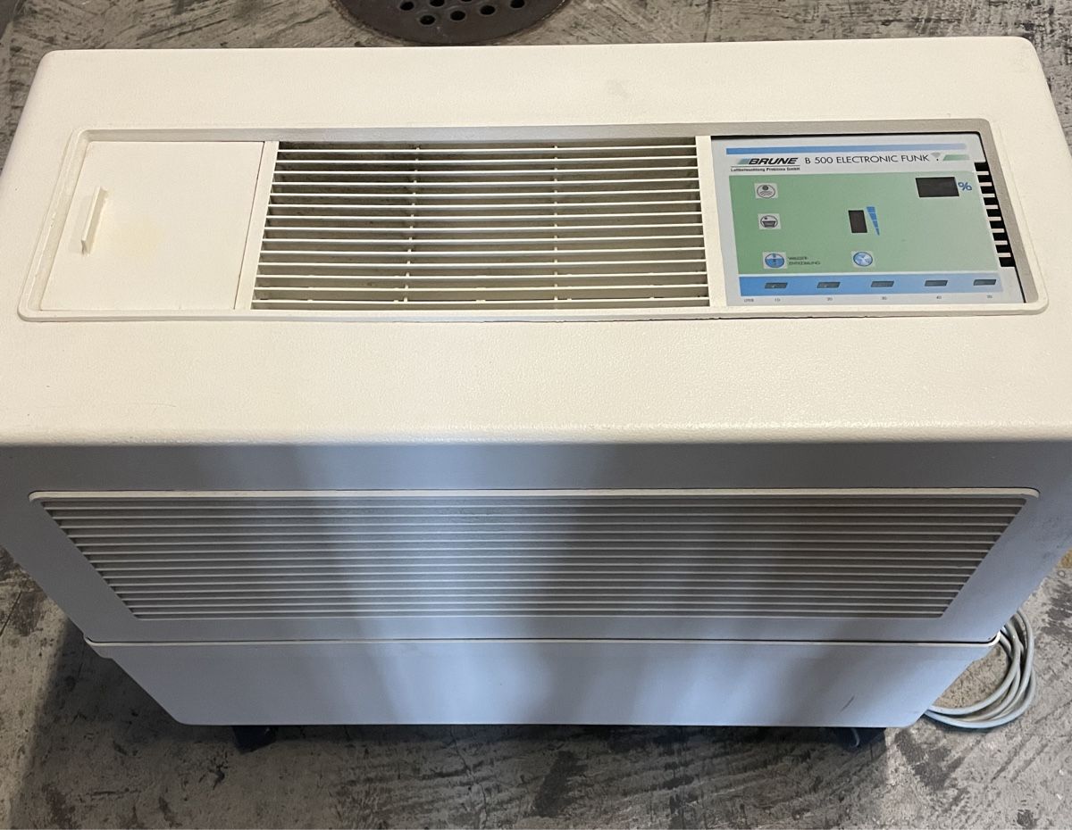 Umidificatori d'aria: Brune Luftbefeuchter B500 Professional – Usato da Dielsdorf venduto da Chirico01