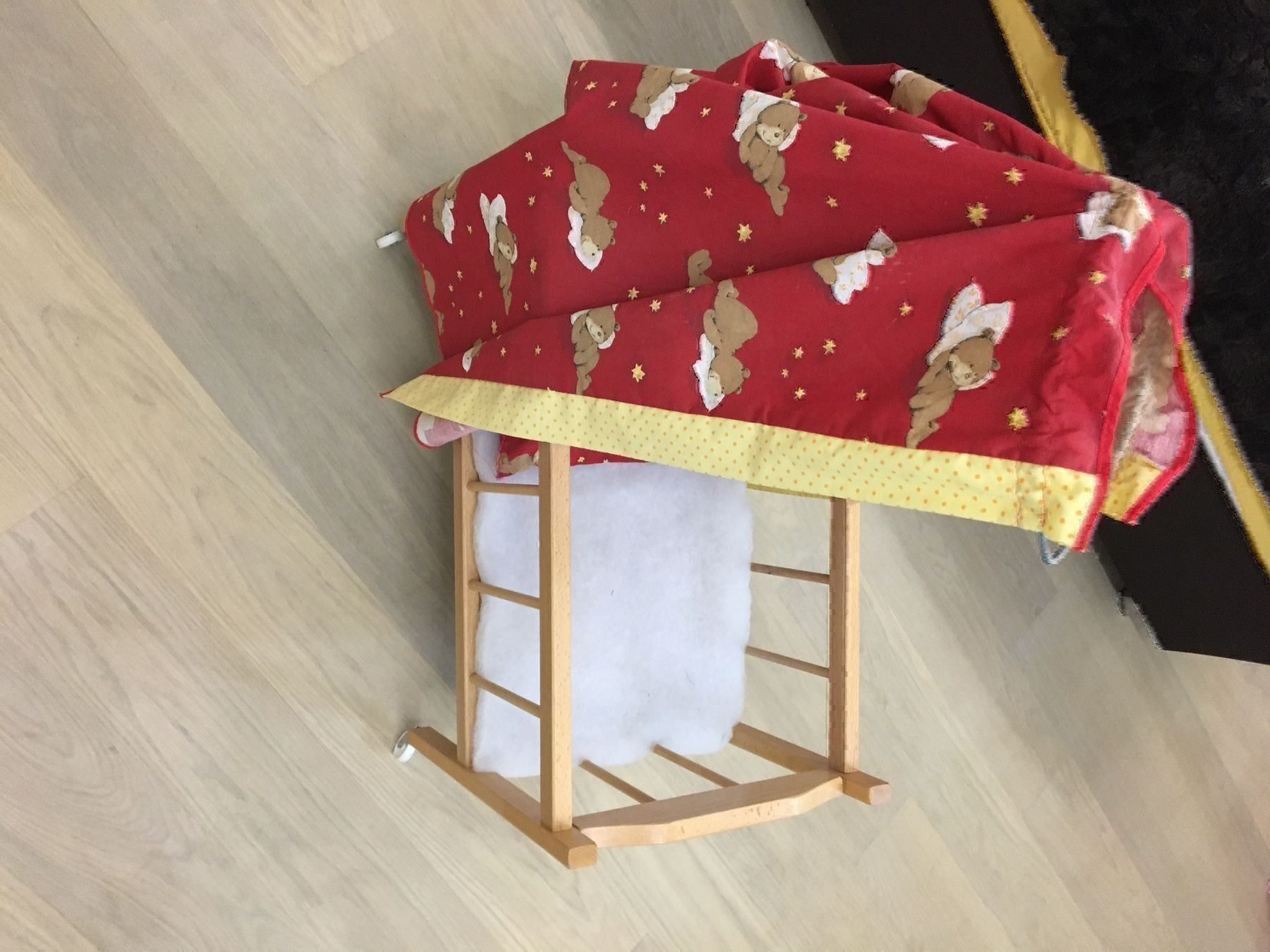 Jouets: Puppenwiege – D'occasion à Adliswil par rossoelmare 1