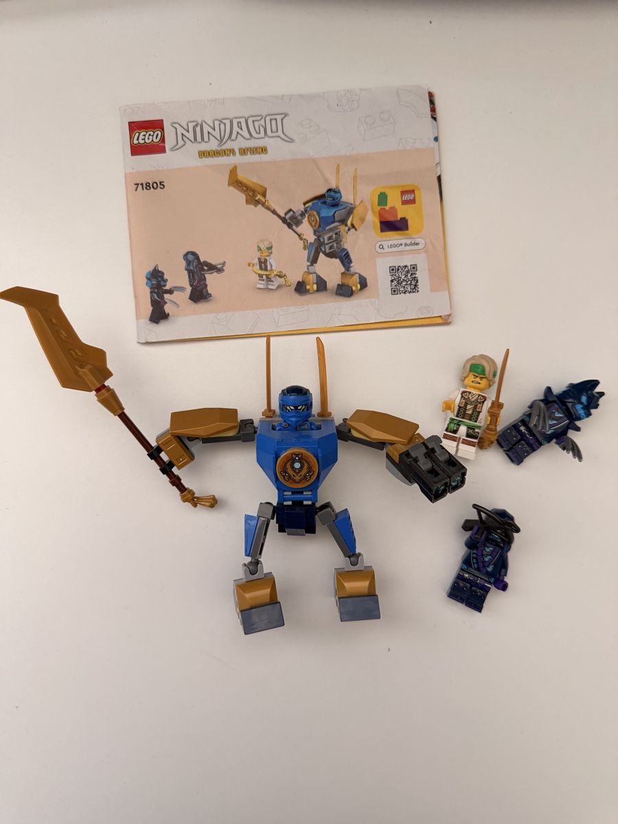 Lego Spielzeuge: LEGO Ninjago 71805 Kai's Mech Battle – Gebraucht aus Oensingen von Widder2010r