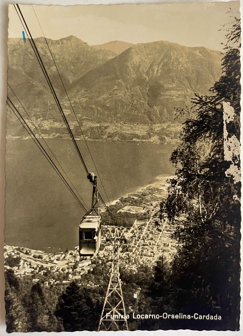 Cartoline postali: Locarno -Orselina - Cardada - Funivia – Usato da Lutry venduto da Ediego