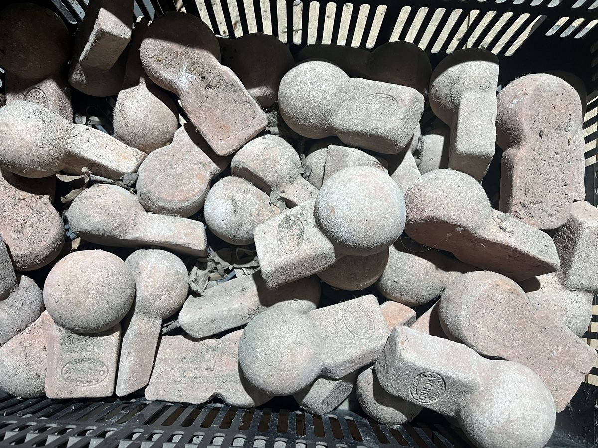 Vasi per fiori: Terracotta Töpfe Untersetzer  – Usato da Eschlikon TG venduto da Wildlifetom 2