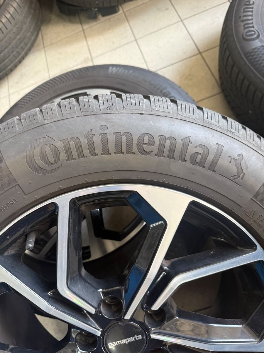 Pneumatici & Ruote complete: Vw Tiguan Winterkompletträder – Usato da Oftringen venduto da nutzer_123 4