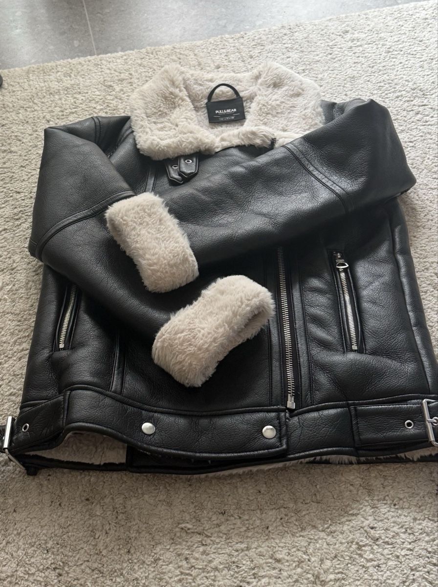 Pull&Bear Giacche: Pull&Bear Kunstlederjacke mit Plüsch Fake Fur Gr. S – Usato da Wittenbach venduto da Apicel