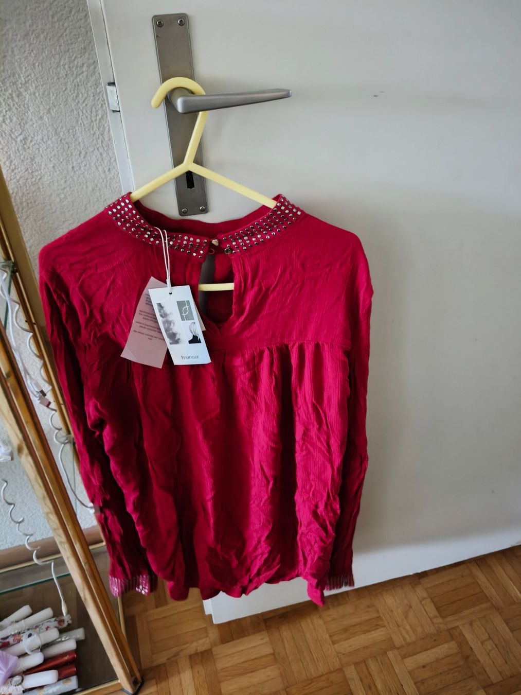 Camicette: Bluse neu Size m – Usato da Urtenen-Schönbühl venduto da sep_k9jk 1