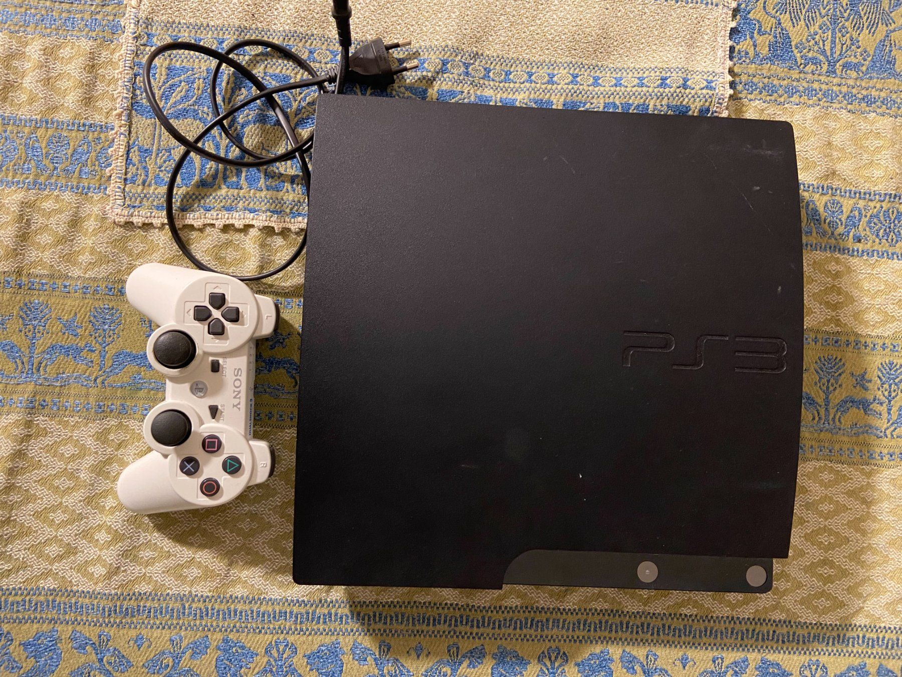 Sony Konsolen: PS3 model CECH-2004B – Gebraucht aus Bellinzona von SuisseElectronics 3