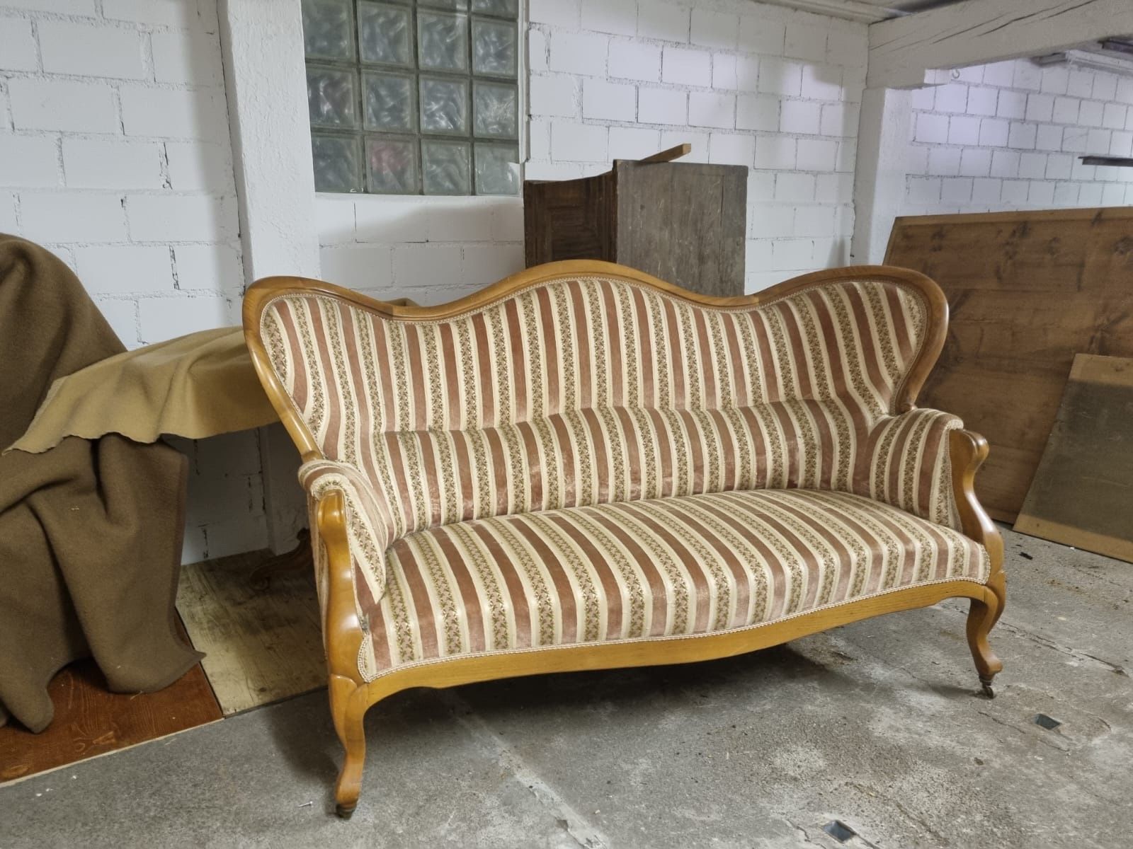 Sofas: Louis-Philippe-Sofa – Gebraucht aus Rieden SG von kadogaru56 1