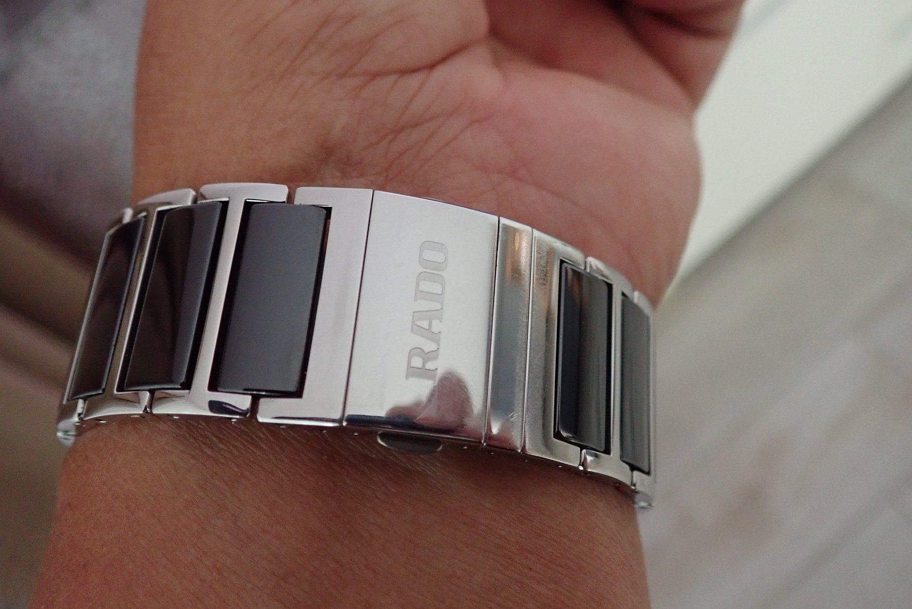 Rado Orologi: RADO INTEGRAL  HIGHTECH KERAMIK HERREN ELEGANT L – Usato da Wohlen AG venduto da superwatchesteam 2