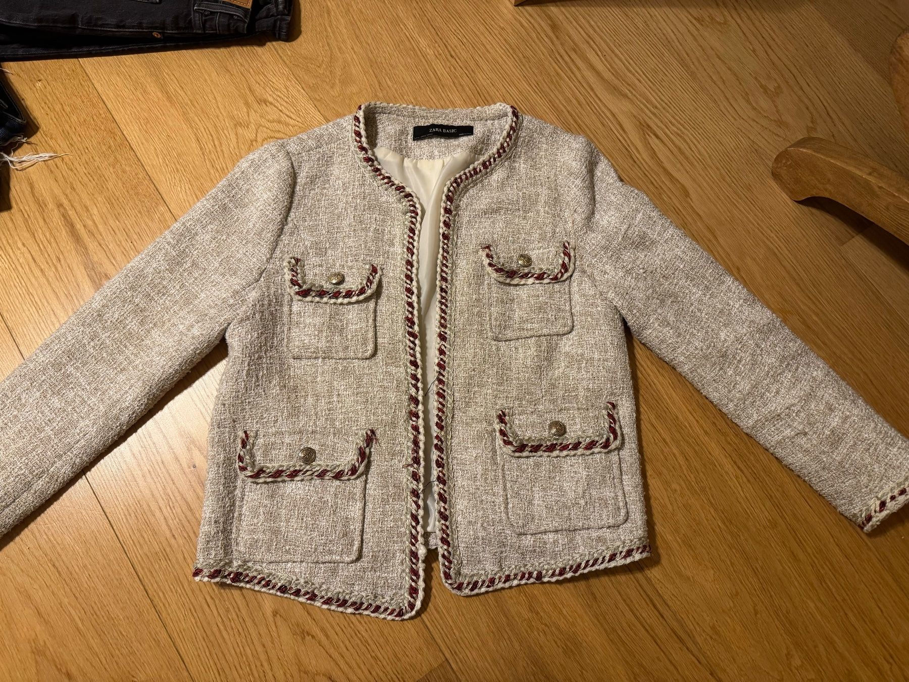 Zara Jacken: Zara Tweed Blazer – Gebraucht aus Kilchberg ZH von sahoss