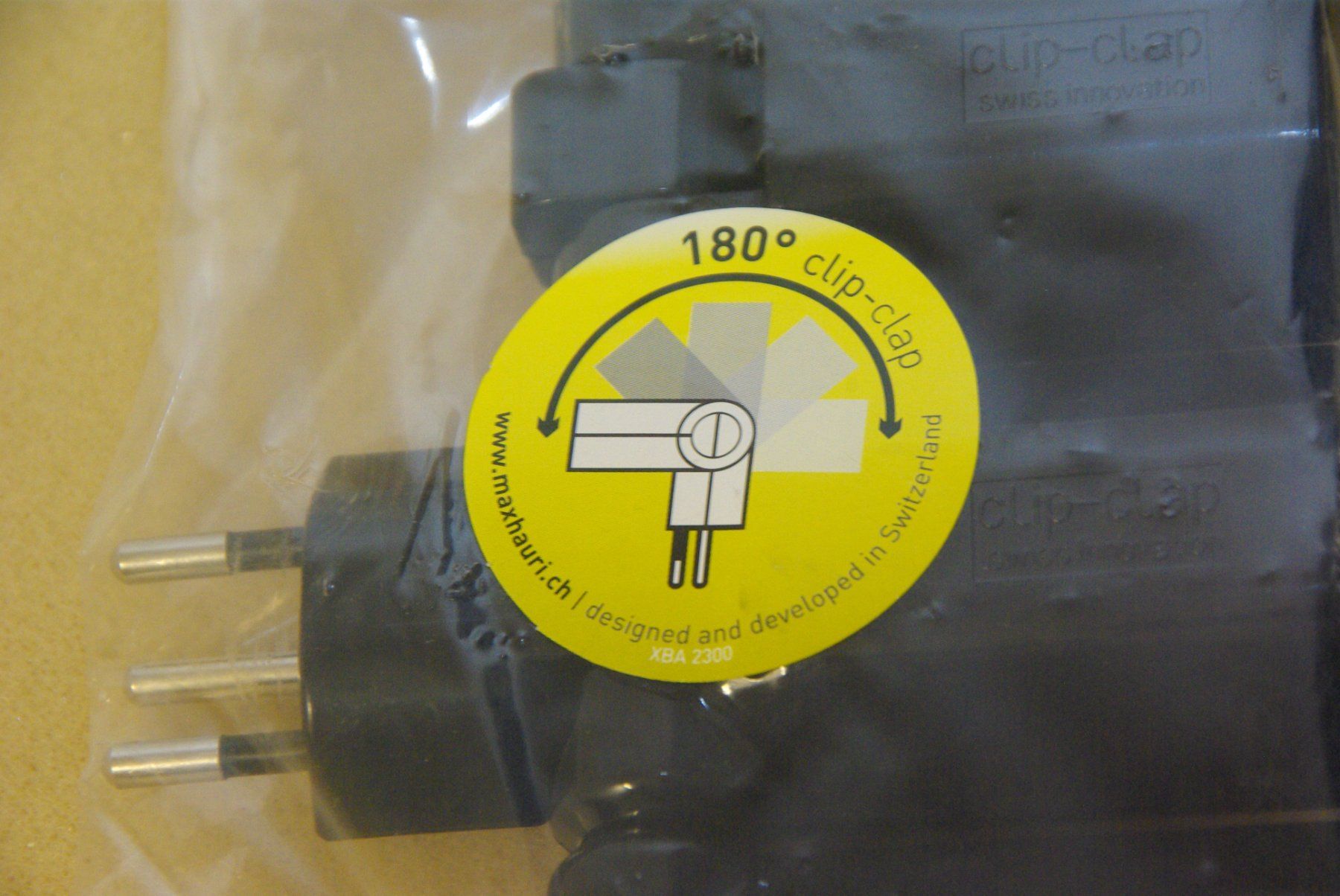 Spine: CLIP - CLAP Stecker 3xT13, schwarz – Nuovo e nell'imballaggio originale da Herisau venduto da Cevianer1844 2