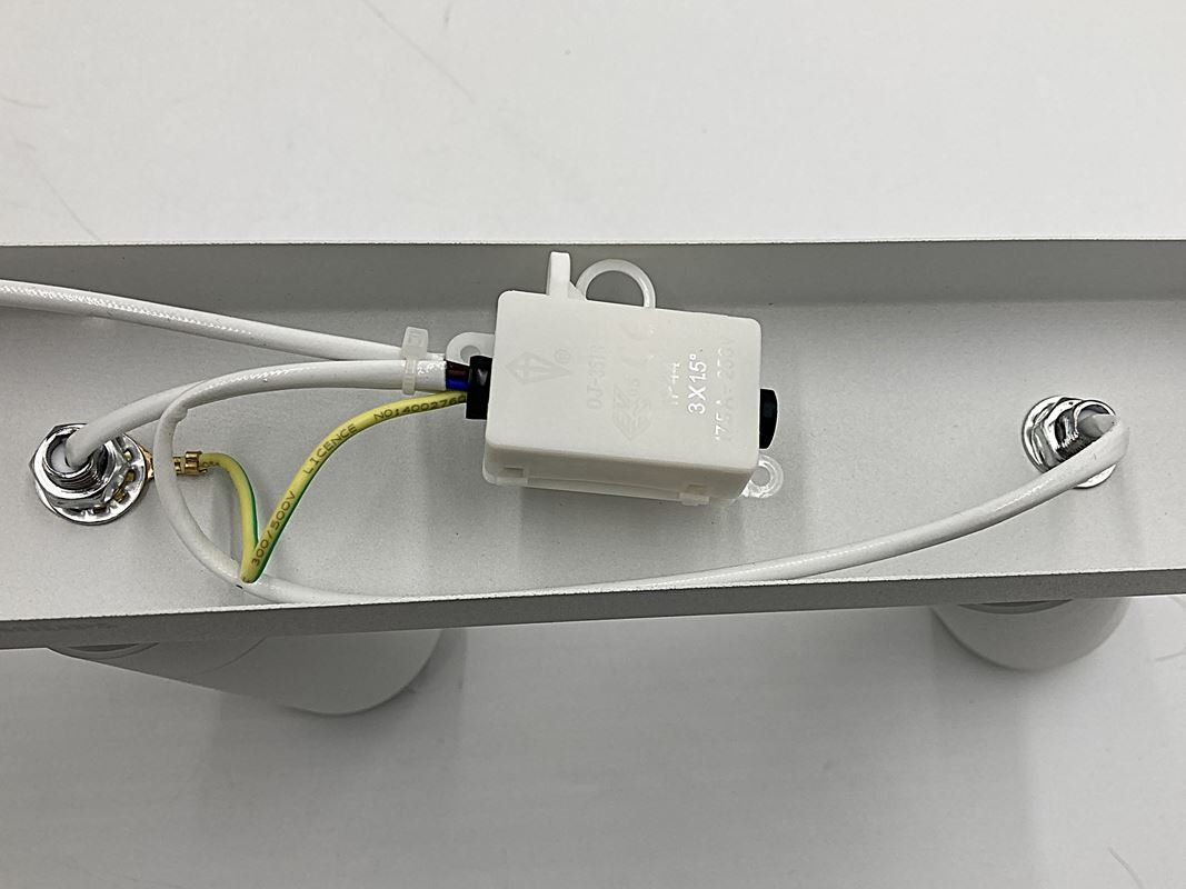 Philips Kronleuchter & Deckenlampen: PHILIPS | Deckenstrahler Idris | Weiss | 3x5W – Neu (gemäss Beschreibung) aus Wittenbach von Restwert_St-Gallen 4