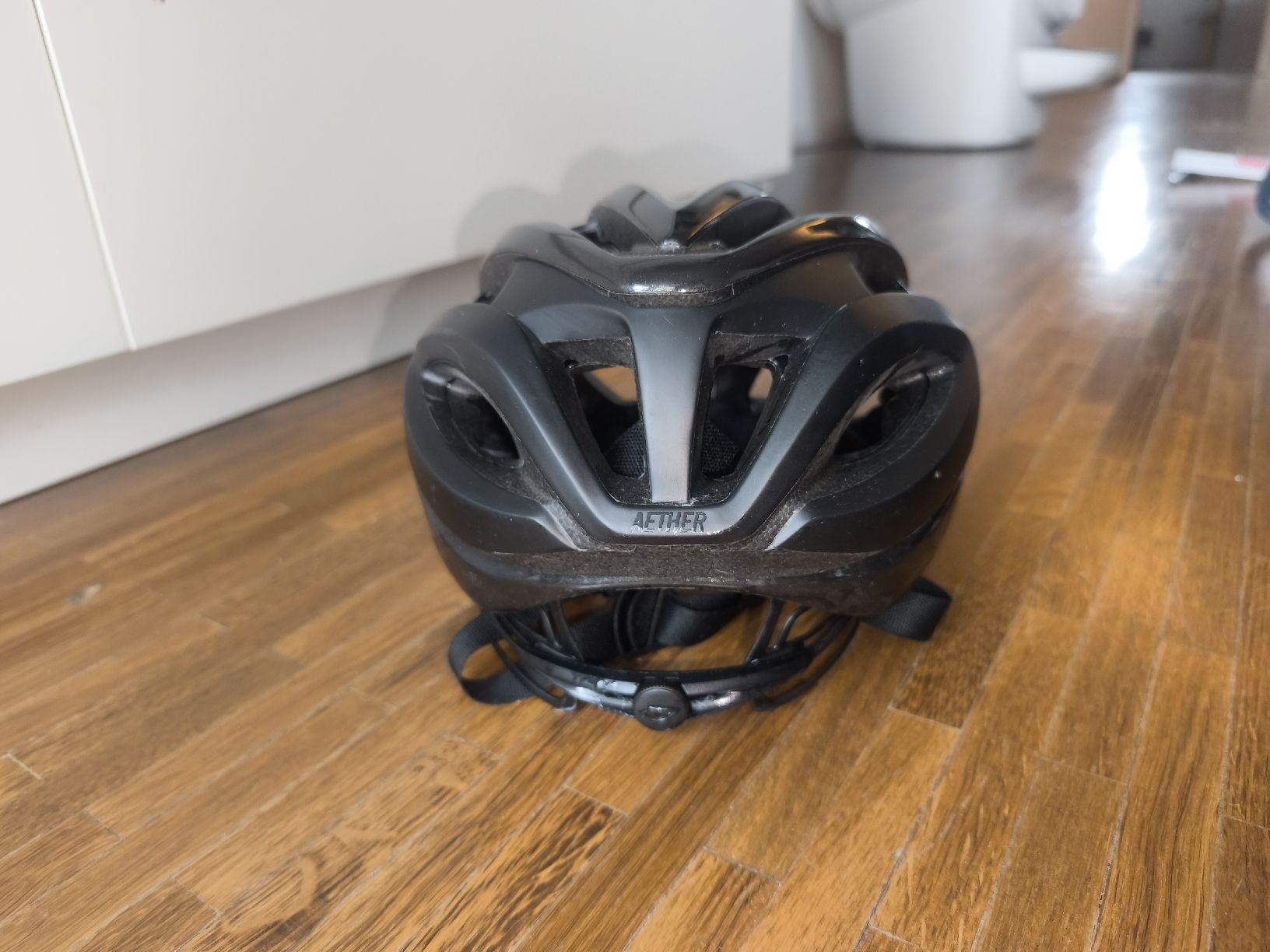 Giro Casques: Fahrradhelm Giro Aether – D'occasion à Biel par sirdmn 3