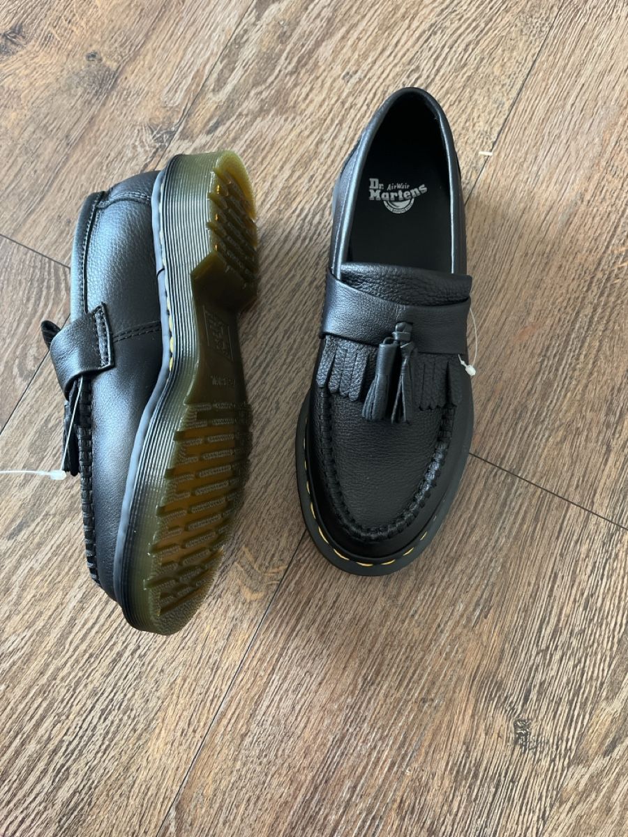 Dr. Martens Scarpe da donna: Dr Martens neuves taille 37 – Nuovo e nell'imballaggio originale da Daillens venduto da spidfredos 1