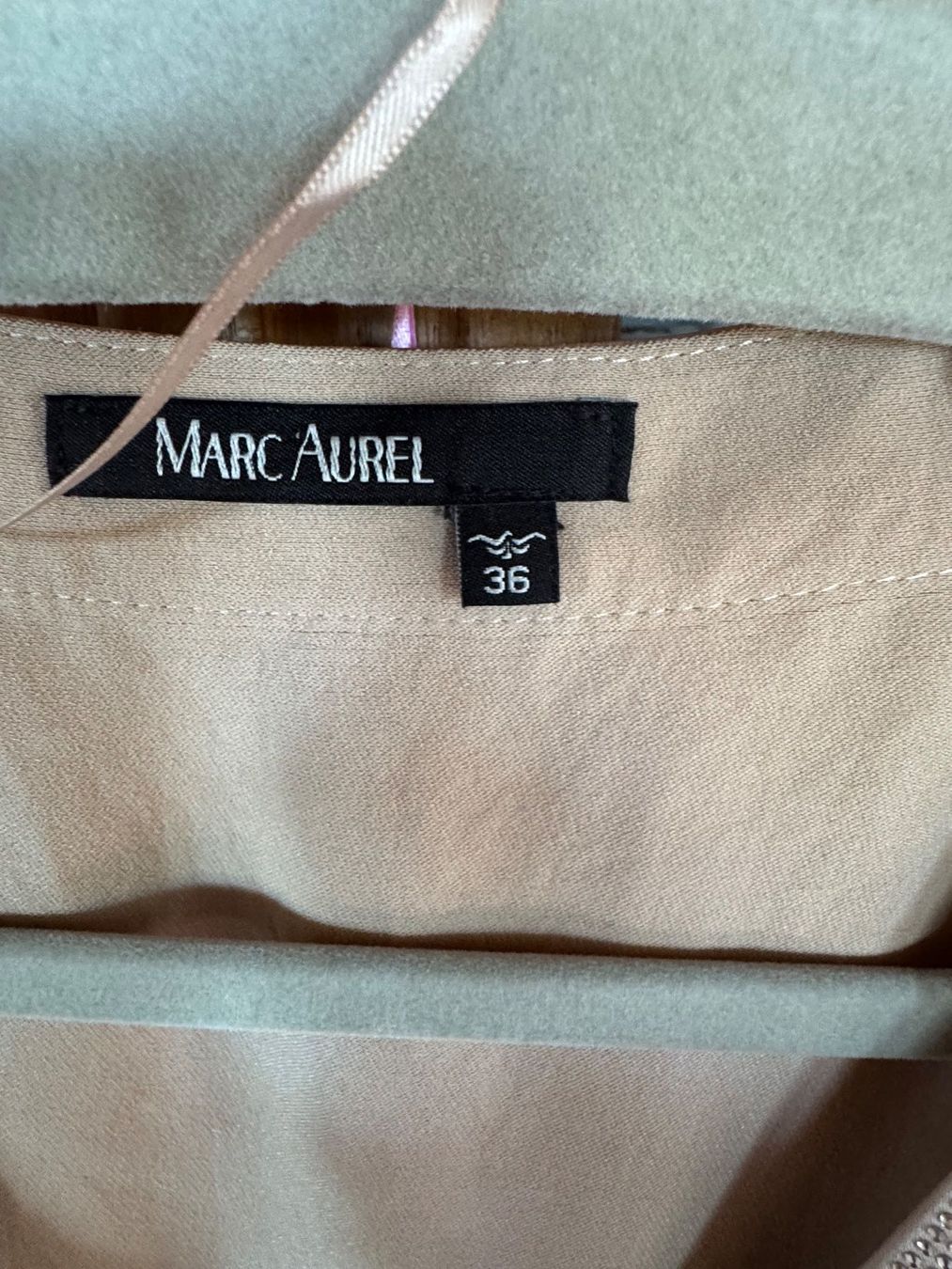 Completi & Tailleur: Wunderschönes Marc Aurel Set, Gr. 36 Neu! – Nuovo (secondo la descrizione) da Oberrohrdorf venduto da maggys15 2