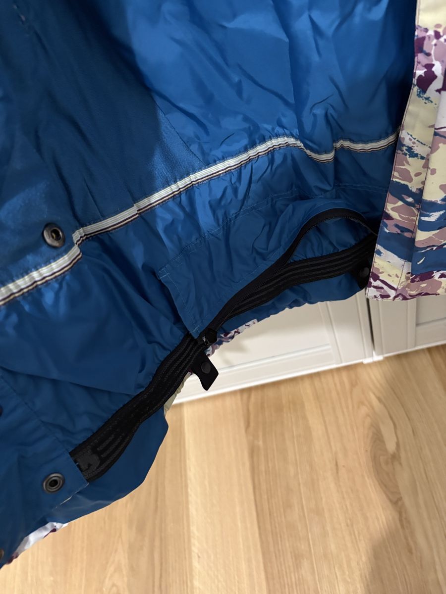 Burton Jacken: Snowboard / Ski Burton Female jacket S – Gebraucht aus Rolle von gos_2xy5 3