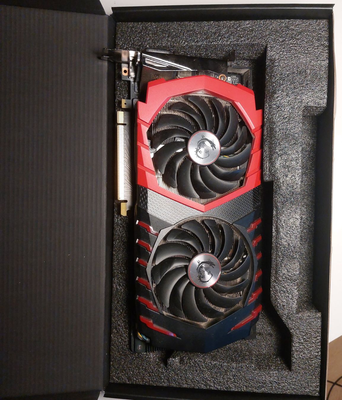 MSI Schede grafiche: MSI GTX 1070 Ti – Usato da SEUZACH venduto da Sibylle223 3