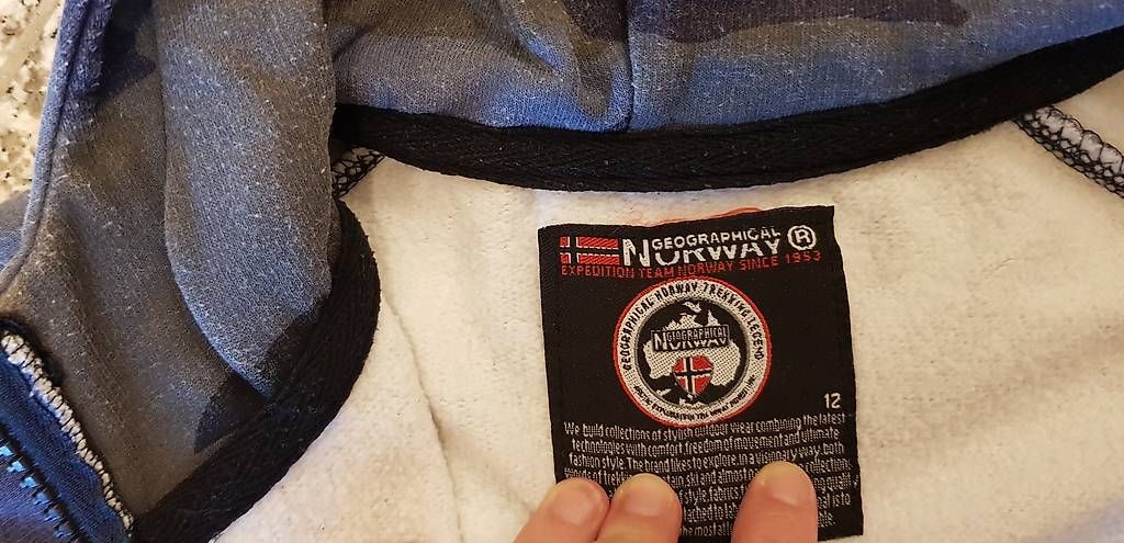 Maglioni & Felpe: Pullover/Jacke mit zipper Geographical Norvay Gr. 152 – Usato da Embrach venduto da Lilly2021 2