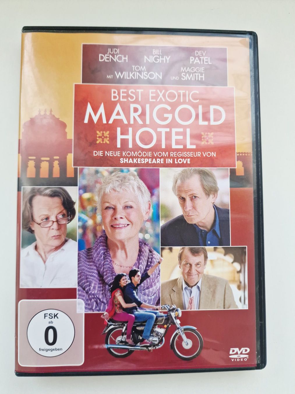 Tutti i DVDs: DVD Marigold Hotel – Usato da Hallau venduto da CHACLA
