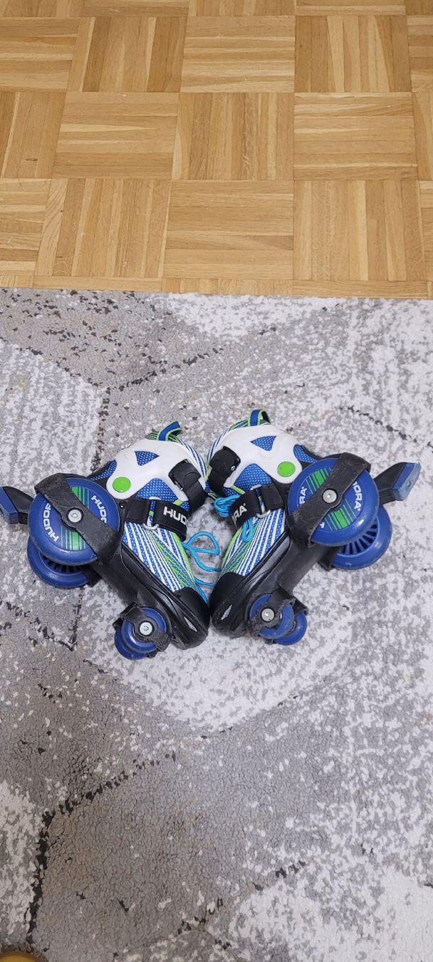 Inline-Skating & Rollschuhe: Rollers Hudora My First Quad, taille 26 -29 – Gebraucht aus Vevey von obi_n8zc 1