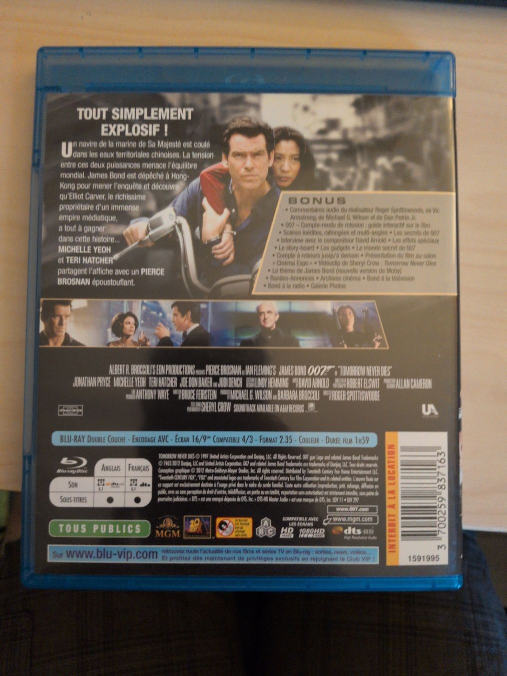 Tutti i DVDs: Blu-ray 007: Demain ne meurt jamais – Nuovo (secondo la descrizione) da Gland venduto da Kyostal 1