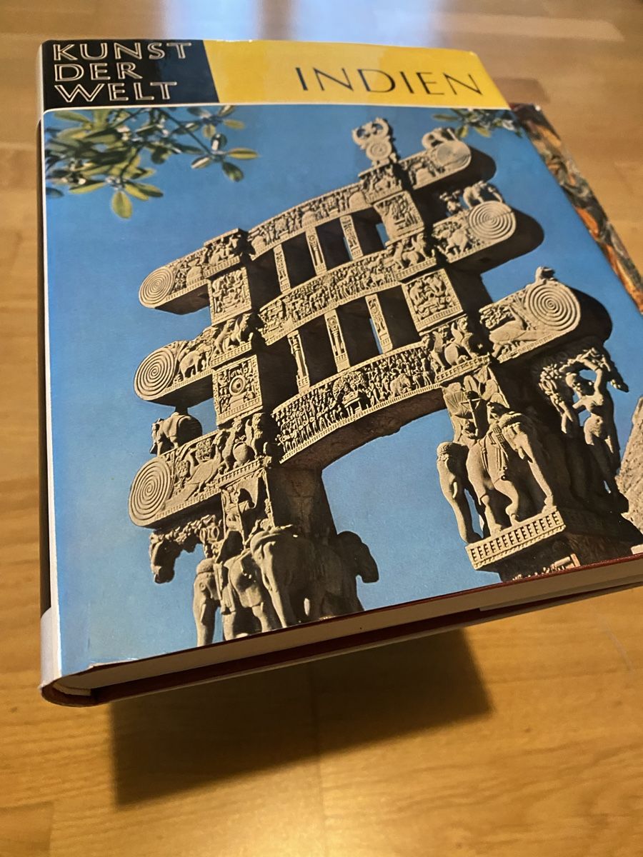 Libri: Kunst der welt  -8 Books – Usato da Dietikon venduto da Tdaf33 1