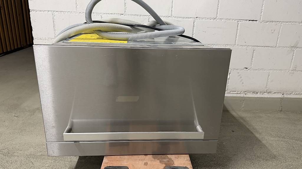 Miele Elettrodomestici da cucina: Miele DG 4164 Steamer Edelstahl – Usato da Künten venduto da buli76 1