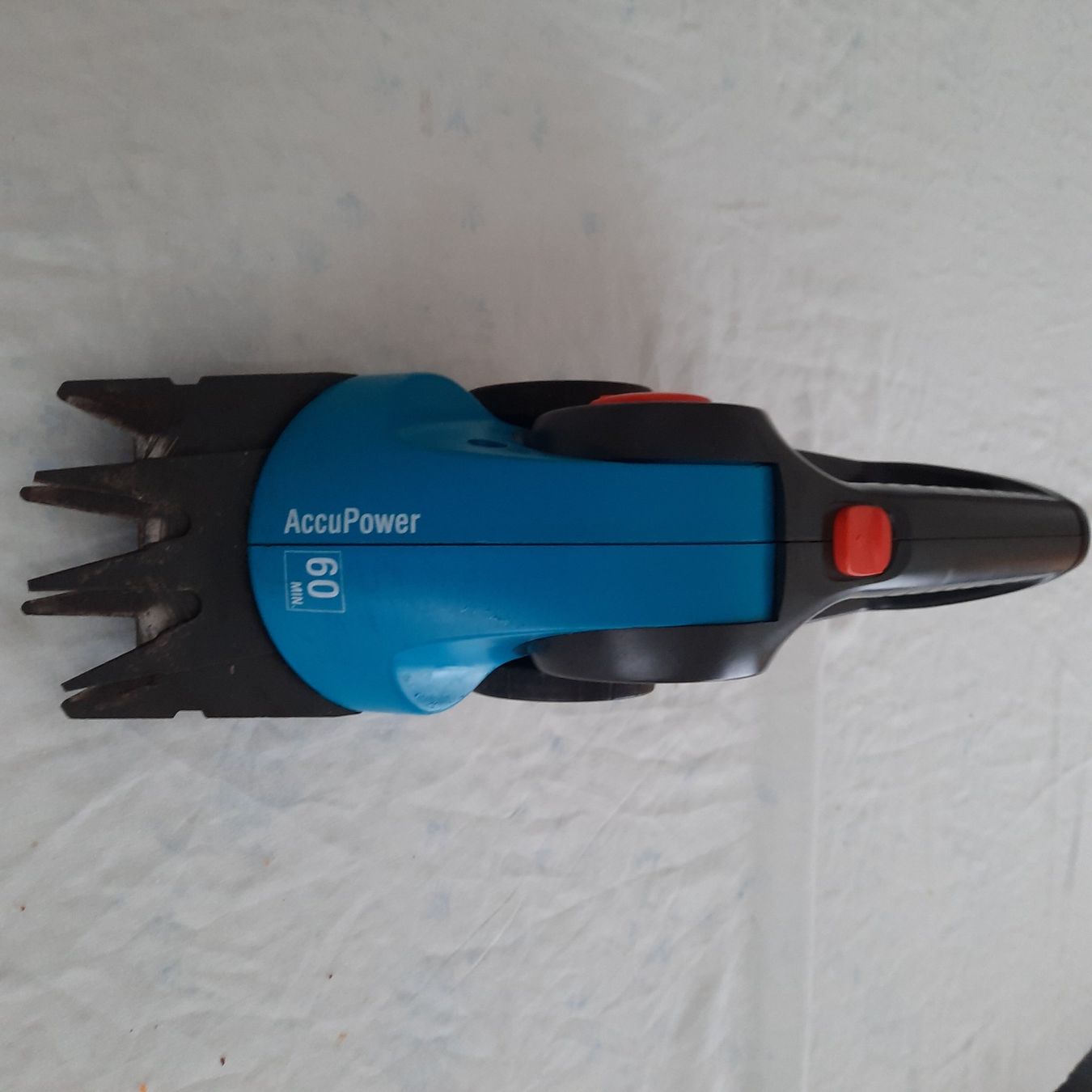 Gardena Tutti gli attrezzi: Gardena AccuPower Grasschere – Difettoso da olten venduto da Laterne50 3